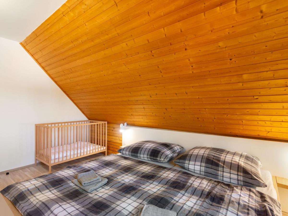Holiday Home Holiday Hill 58 By Interhome Cista  外观 照片